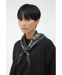 MARGARET HOWELL/GRAPHIC BANDANA SCARF/507736512
