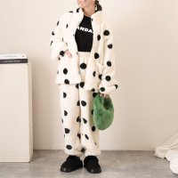 REAL STYLE/リアルスタイル REAL STYLE セットアップ レディース 秋 冬 ルームウェア 長袖 大きいサイズ もこもこ フリース ボア ハイネック ゆったり 上下 /507774446