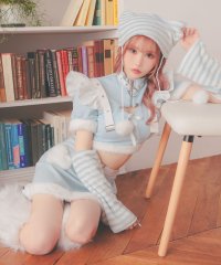 Tika/ティカ Tika サンタコス 4点set へそ出しもこもこファーストライプキティセパレート猫アニマルサンタコスプレ/507779900