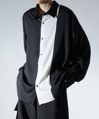 Confirm/コンファーム Confirm アシンメトリーキリカエ / 襟配色クレリック ドレープとろみ ビッグシルエット長袖シャツ ユニセックス/507804632