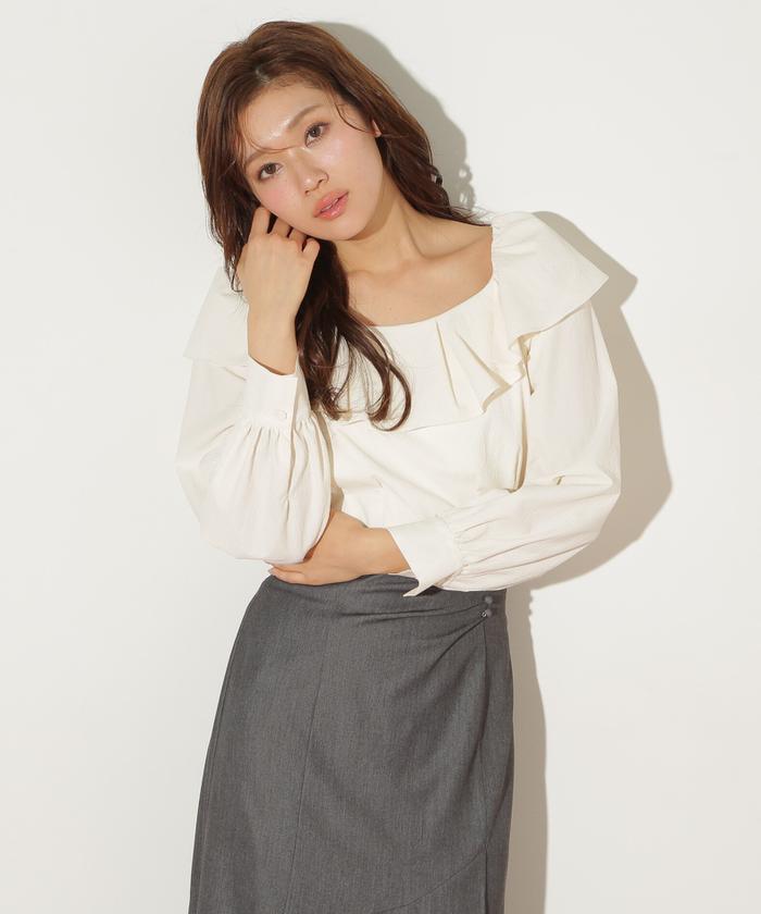 トゥジュー ベージュ ピンタック シャツ S タック フリル ディテール 上品 セール 50%OFF】タックフリルオフショルブラウス(507805496