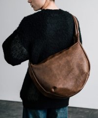 Rocky Monroe/ロッキーモンロー Rocky Monroe ショルダーバッグ PU メンズ レディース 合成皮革 フェイクレザー ボディ 鞄 斜めがけ 肩掛け A4 無地 シン/507812935