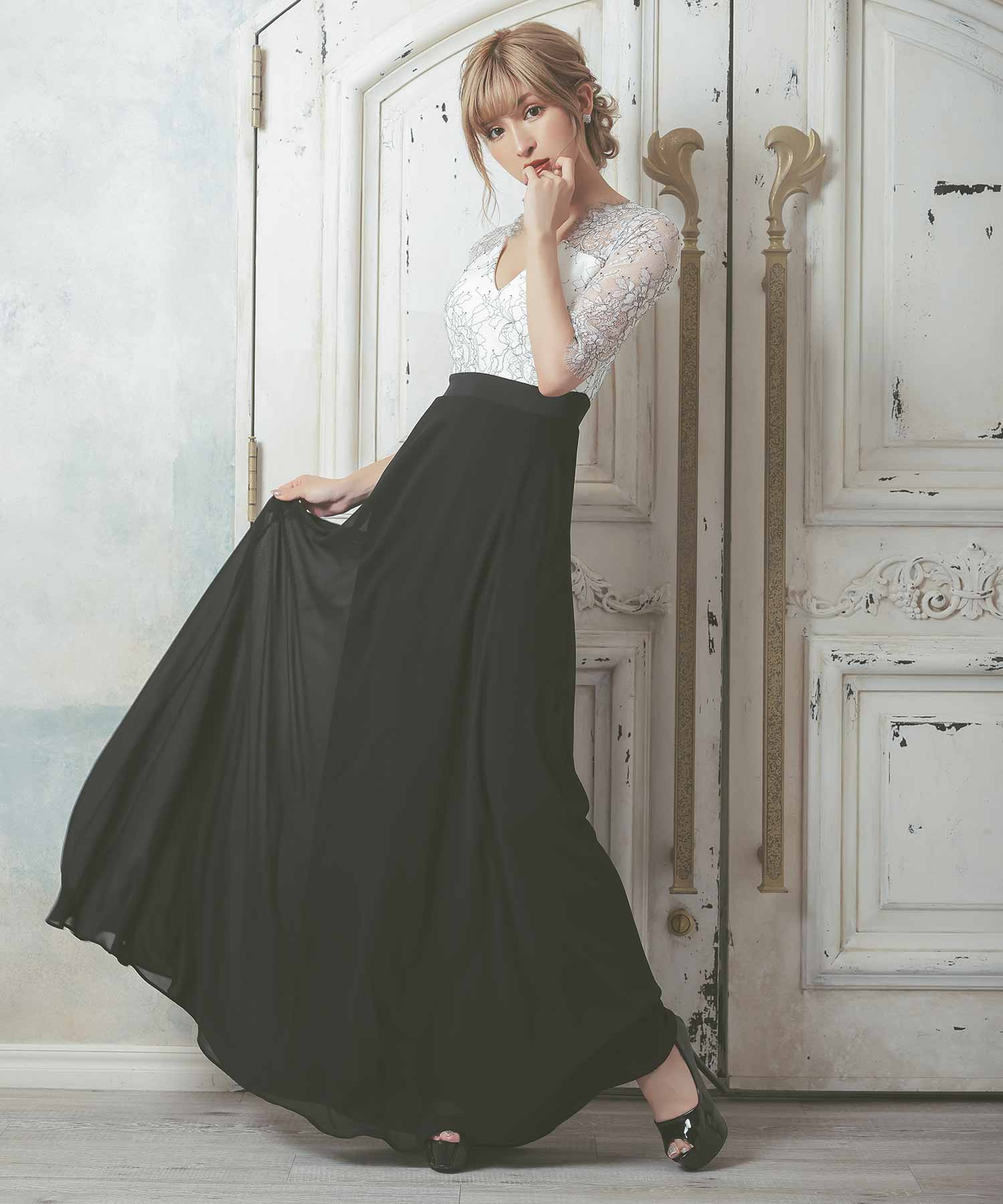 Tika クラシカルフラワーレース 袖あり 五部袖 Aラインロングドレス　半袖 ティカ Tika キャバドレス クラシカルフラワーレース袖ありA
