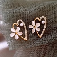shoppinggo/ショッピングゴー shoppinggo ピアス ハート はな 可愛いピアス ハートピアス キラキラ ビジューピアス おしゃれ かわいい きれいめ レディース 人/507819796