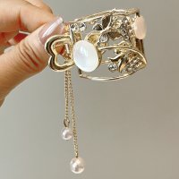 shoppinggo/ショッピングゴー shoppinggo キラキラヘアクリップ はな ゆらゆらチェーン付き 髪留め 髪飾り オシャレ上品 パーティー飾り ヘアアクセサリー かわい/507819805