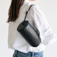 I NEED MORE SHOES/アイニードモアシューズ I NEED MORE SHOES 2WAY LEATHER DRUM BAG 【fland】/507837900