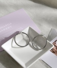 colleca la/コレカラ colleca la ラウンドサークルフープイヤリング/507845484