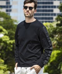1PIU1UGUALE3 RELAX/ウノ ピゥ ウノ ウグァーレ トレ リラックス 1PIU1UGUALE3 RELAX テープロゴロングTシャツ/507848796
