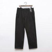 LEVI’S OUTLET/XX CHINO ルーズ ストレート プリーツ ブラック PIRATE /507782411