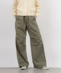 LEVI’S OUTLET/パラシュートパンツ グリーン DEEP LICHEN/507782558