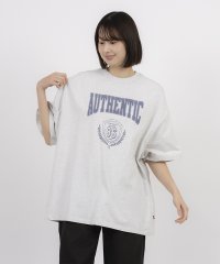LEVI’S OUTLET/グラフィック ショート丈 Tシャツ グレー AUTHENTIC ORBIT/507782568