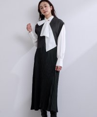 ur's/ディープVネックプリーツワンピース/507855896