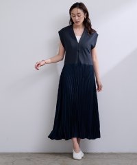 ur's/ディープVネックプリーツワンピース/507855896
