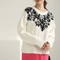 Sawa a la mode/サワアラモード Sawa a la mode 胸元に咲く花刺繍のニットトップス/507856887
