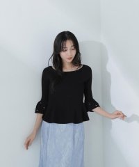 NATURAL BEAUTY BASIC/パールカフスペプラムニット/507858572