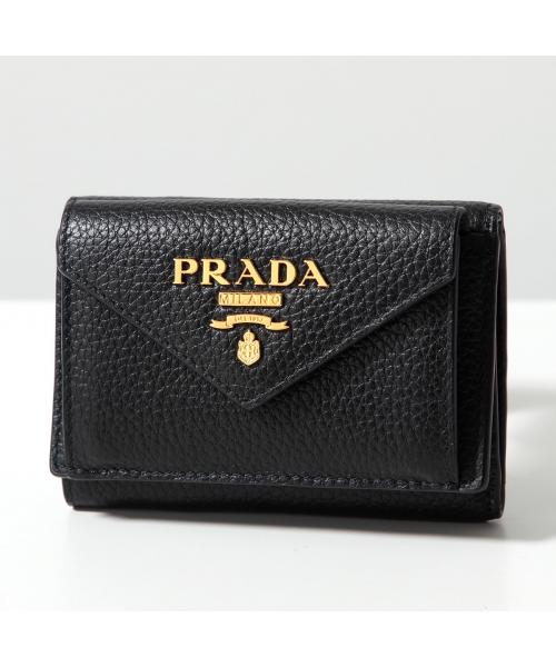 極美品◆PRADA 三つ折り財布 シボ革 ゴールドロゴ ブラック 黒 PRADA 三つ折り財布 黒 レザー