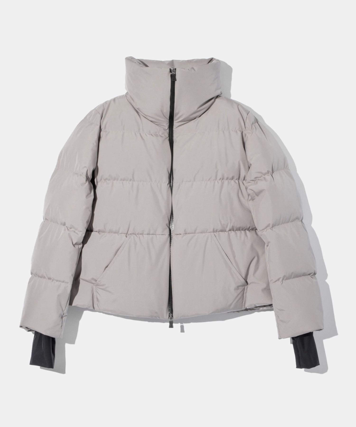 ヘルノ　新品　正規品　訳あり　42 Mサイズぐらい　お値下げ HERNO ヘルノ - ファッション通販 MAGASEEK(マガシーク)