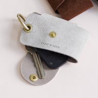 MINNETONKA/ミネトンカ MINNETONKA スエード両面ボタンキーケース suede－key－case－dbr/507863094