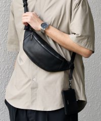 SHIPS any MEN/SHIPS any: スプリット レザー ボディバッグ (カードケース付き) 25SS/507867602