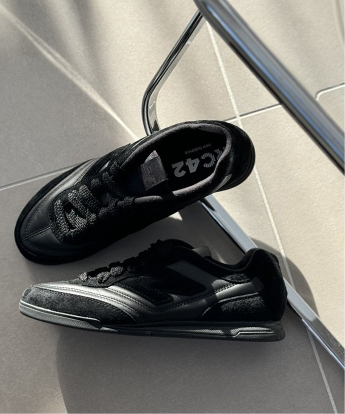ニューバランス　RC42 New Balance RC42 Sneakers | Anthropologie