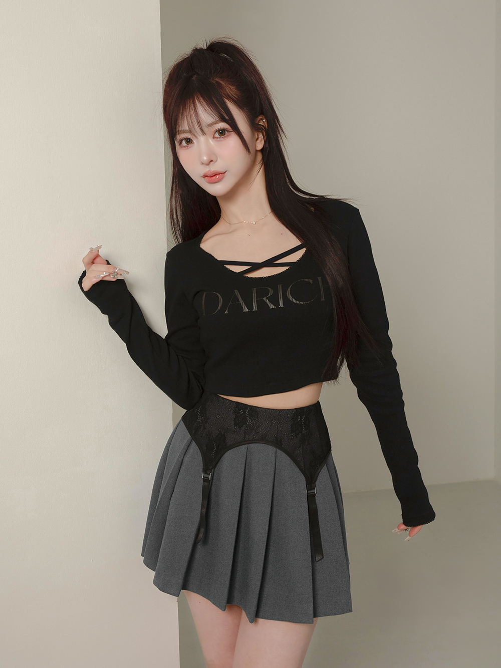 新品 Darich クラックロゴクロストップス ダーリッチ Darich クラックロゴクロストップス(507871644