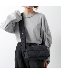 BOTTEGA VENETA/ボッテガヴェネタ BOTTEGA VENETA BOTTEGA VENETA バッグ MEDIUM PADDED CASSETTE 749878 VBO81/507874724