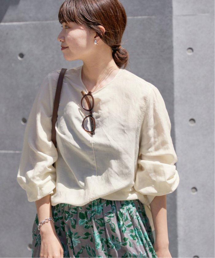 IENA｜ラミーリヨセルノーカラーブラウス | Rakuten Fashion