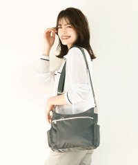 MK MICHEL KLEIN BAG/[撥水/500g以下の軽量]アクセントレザーショルダーバッグ/507889091