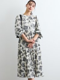 QUEENS COURT/クイーンズコート QUEENS COURT グラフィックプリーツワンピース≪洗濯機で洗える≫/507891531