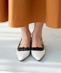 Menue/メヌエ Menue ポインテッドトゥ リボン バックストラップパンプス/507909043