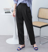 Viola e Viola/ヴィオラ エ ヴィオラ Viola e Viola さらテロ楽ちんテーパードパンツ【レギュラー丈】/507917309