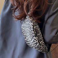REAL STYLE/リアルスタイル REAL STYLE ボディバッグ ショルダーバッグ レディース メンズ ヒョウ柄 ポーチ 小物入れ 革 合皮 小さめ 軽い 斜めがけ おしゃれ/507917527