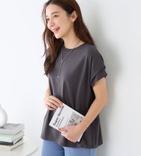 Viola e Viola/ヴィオラ エ ヴィオラ Viola e Viola 脱普通！すっきり見え大人の上品Tシャツ/507918108