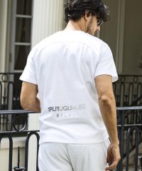 1PIU1UGUALE3 RELAX/ウノ ピゥ ウノ ウグァーレ トレ リラックス 1PIU1UGUALE3 RELAX バックプリント ラインストーンロゴ 半袖Tシャツ/507918479