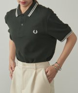 ダークグリーン