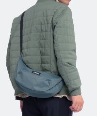 ＡＩＧＬＥ UNISEX/エーグル AIGLE ネイバーフッド バナナバッグ/507923350