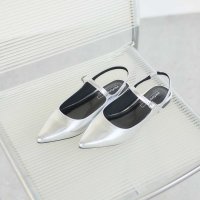 noyau/ノヤウ noyau ポインテッドトゥバックベルトパンプス/507934515