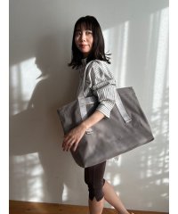 emmi atelier/【10th】【ONLINE限定カラー】emmiロゴビッグトートバッグ/507951305