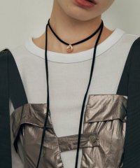 GOLDY/ゴールディ GOLDY ジグリー メタル ドロップ ベルベット タイ ネックレス 3231102/507958353
