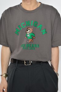 MODISH GAZE/モディッシュガゼ MODISH GAZE MICHIGANクマプリントTシャツ/507963565