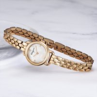 FERRAGAMO/フェラガモ Ferrgamo ヴァリナ レディース 時計 SFHT01622 クォーツ ホワイトパール ステンレススチール スイス/507346143