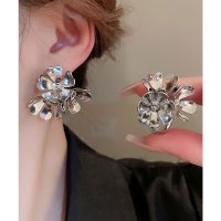 Lace Ladies/レースレディース Lace Ladies メタリック 3D ブーケ フープ ピアス/507965744