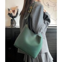 florge/フロージュ florge 【同素材のポーチ付♪】2WAY レザーライクスクエアショルダーバッグ/トートバッグ/507971378