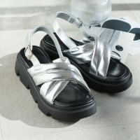 VIVIAN/ヴィヴィアン VIVIAN 厚底クロスパデッドストラップサンダル/507971798