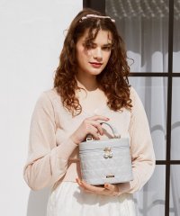 Maison de FLEUR/メゾン ド フルール Maison de FLEUR EC限定リボンキルティングキューブバッグ/507977556