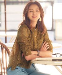 JIYU-KU（SMALL SIZE）/【ドラマ「明日はもっと いい日になる」着用】【SHIHOさん着用・洗える】ジオメトリックフラワーレースクロップド丈シャツ ブラウス/507981856