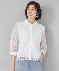 JIYU-KU(LARGE SIZE)/【ドラマ「明日はもっと いい日になる」着用】【SHIHOさん着用・洗える】ジオメトリックフラワーレースクロップド丈シャツ ブラウス/507981868