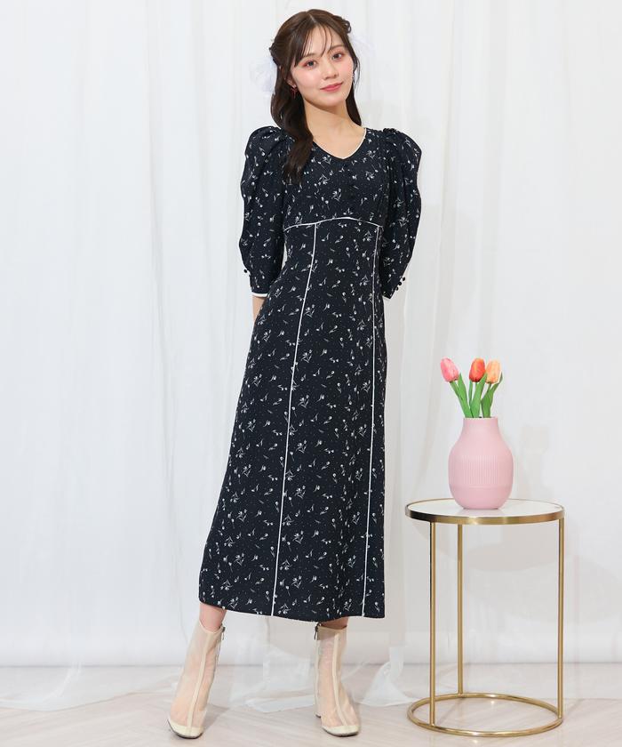 セール 40%OFF】フラワードットパイピングフレアワンピース
