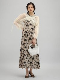 petirobe/プチローブ petirobe ラッフルチュールレイヤードフラワードレス/507987627