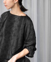 URBAN RESEARCH DOORS/立体刺繍ブラウス/507989601